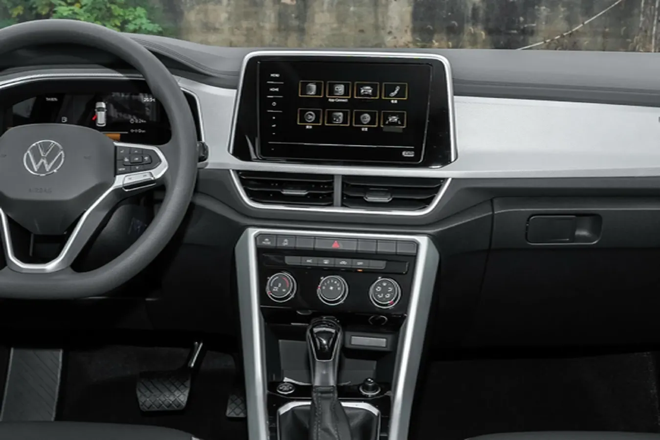 2022 Volkswagen T-Roc 1.4T 150HP L4 7DCT,autocango,china used car exporter,china ev exporter,chinese used car exporter,chinese used ev exporter