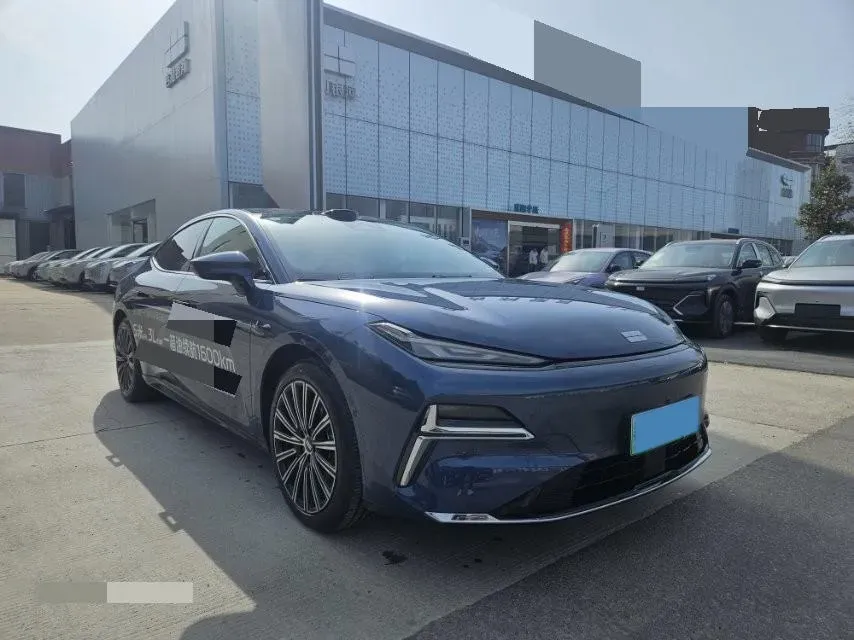 2025 Geely Galaxy Starshine 8 1.5T 163HP L4 3DHT PHEV 27.69KWH,autocango,china used car exporter,china ev exporter,chinese used car exporter,chinese used ev exporter