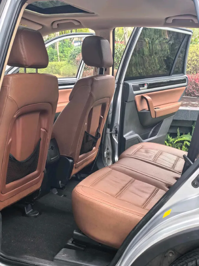 2015 Yema T70 1.8T 160HP L4 CVT,autocango,china used car exporter,china ev exporter,chinese used car exporter,chinese used ev exporter