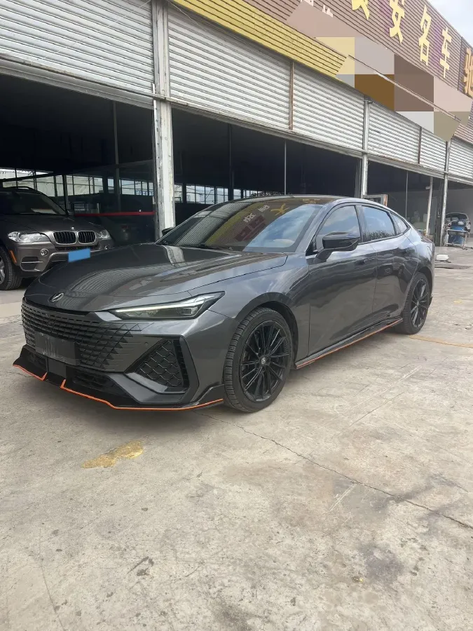 2022 ChangAn UNI-V 2.0T 233HP L4 8AT,autocango,china used car exporter,china ev exporter,chinese used car exporter,chinese used ev exporter