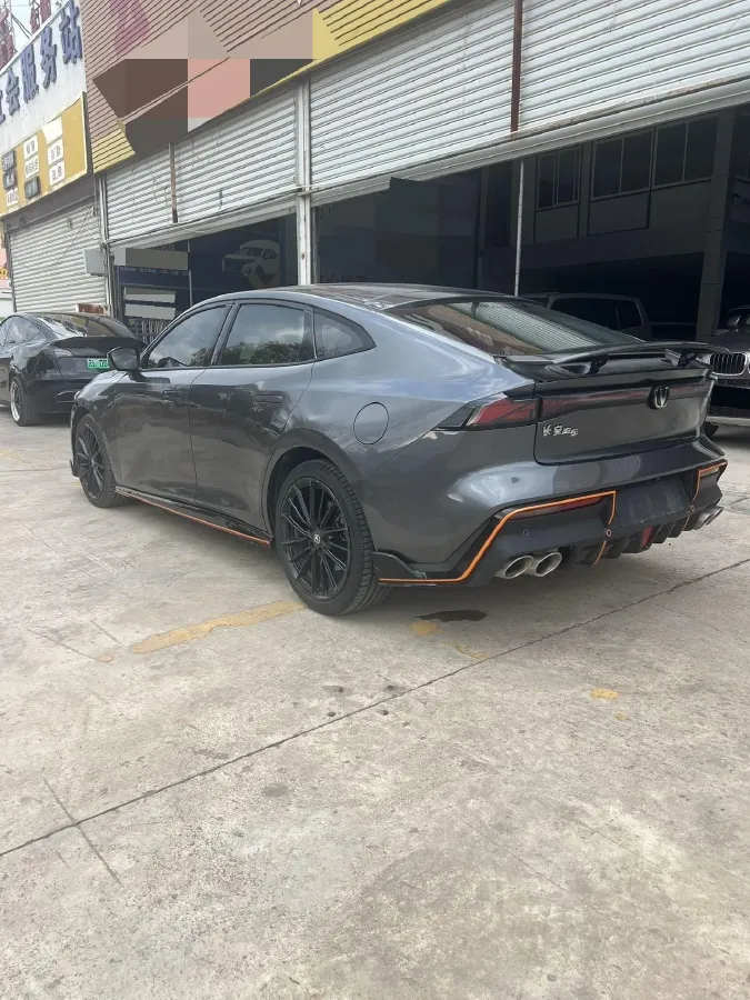 2022 ChangAn UNI-V 2.0T 233HP L4 8AT,autocango,china used car exporter,china ev exporter,chinese used car exporter,chinese used ev exporter