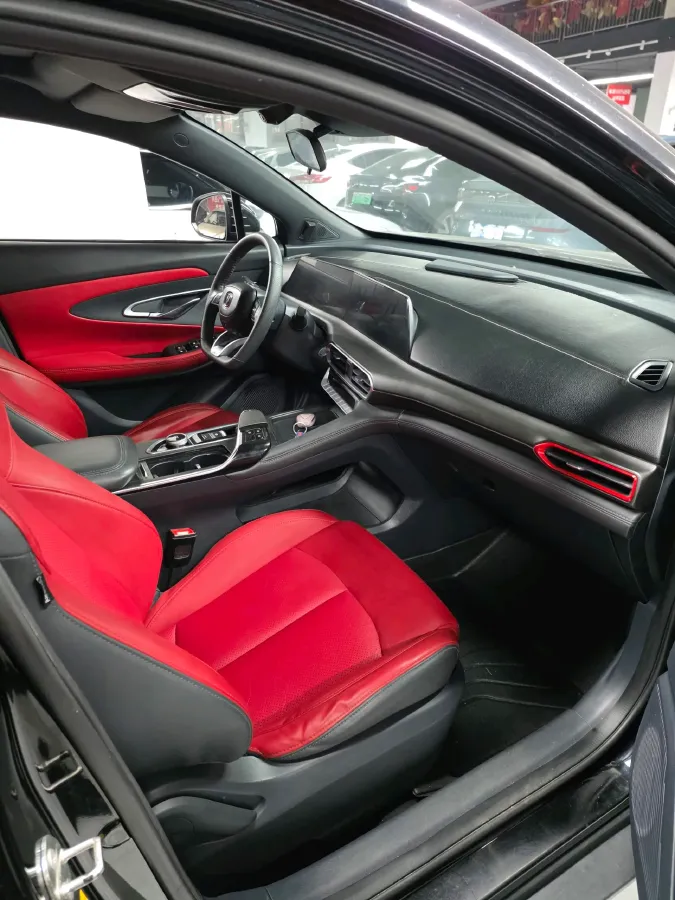 2021 ChangAn UNI-T 1.5T 180HP L4 7DCT,autocango,china used car exporter,china ev exporter,chinese used car exporter,chinese used ev exporter