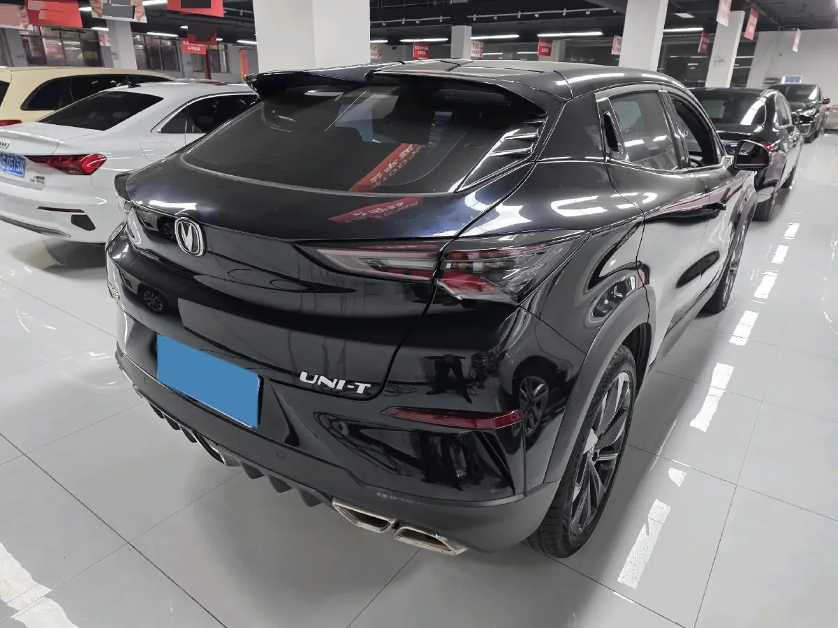 2021 ChangAn UNI-T 1.5T 180HP L4 7DCT,autocango,china used car exporter,china ev exporter,chinese used car exporter,chinese used ev exporter