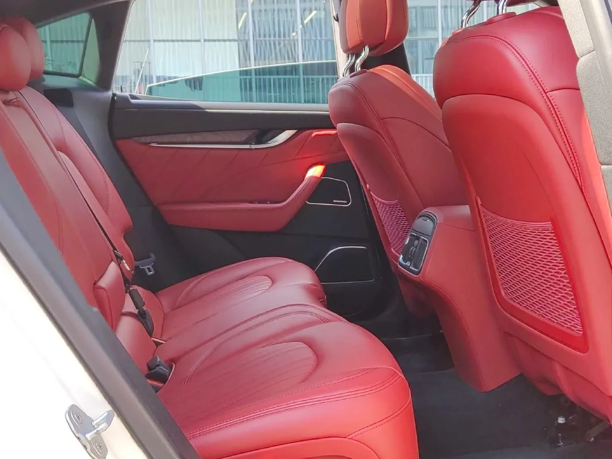 2019 Maserati Levante 3.0T 350HP V6 8AT,autocango,china used car exporter,china ev exporter,chinese used car exporter,chinese used ev exporter