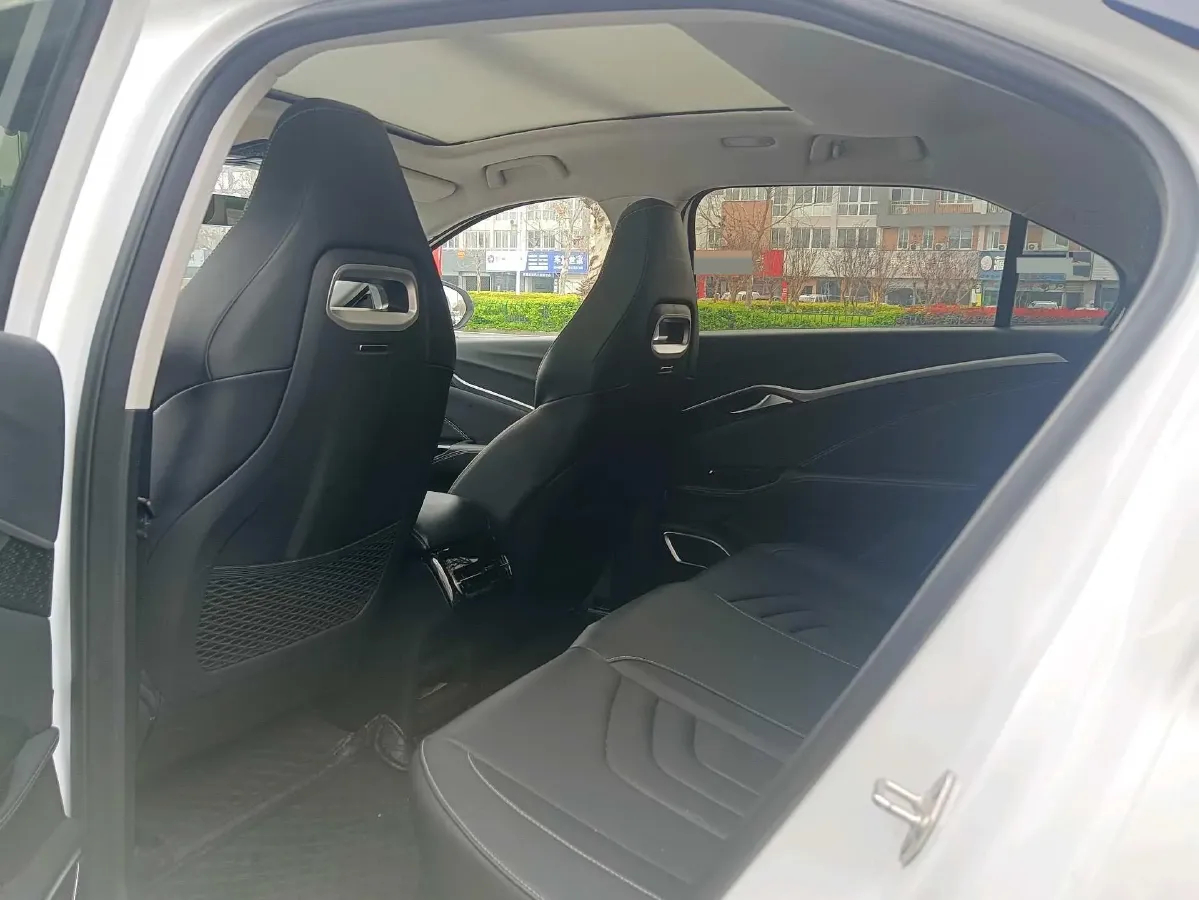 2022 GAC Trumpchi GS4 Plus 2.0T 252HP L4 6AT,autocango,china used car exporter,china ev exporter,chinese used car exporter,chinese used ev exporter