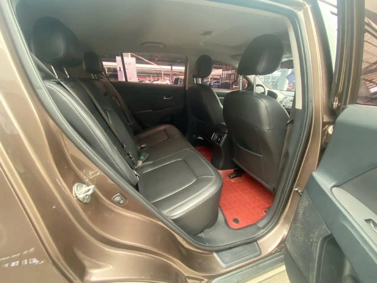 2016 Kia Sportage R 2.0L 165HP L4 6AT,autocango,china used car exporter,china ev exporter,chinese used car exporter,chinese used ev exporter