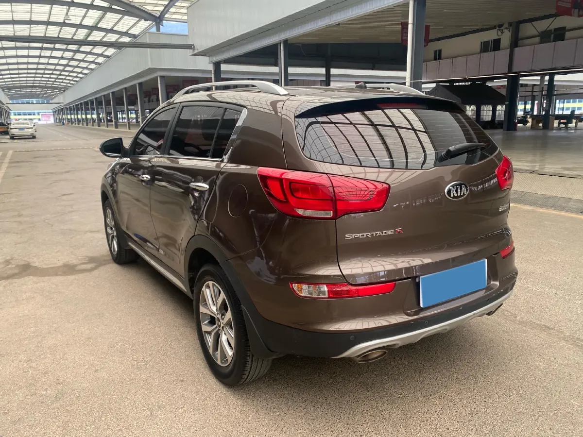 2016 Kia Sportage R 2.0L 165HP L4 6AT,autocango,china used car exporter,china ev exporter,chinese used car exporter,chinese used ev exporter