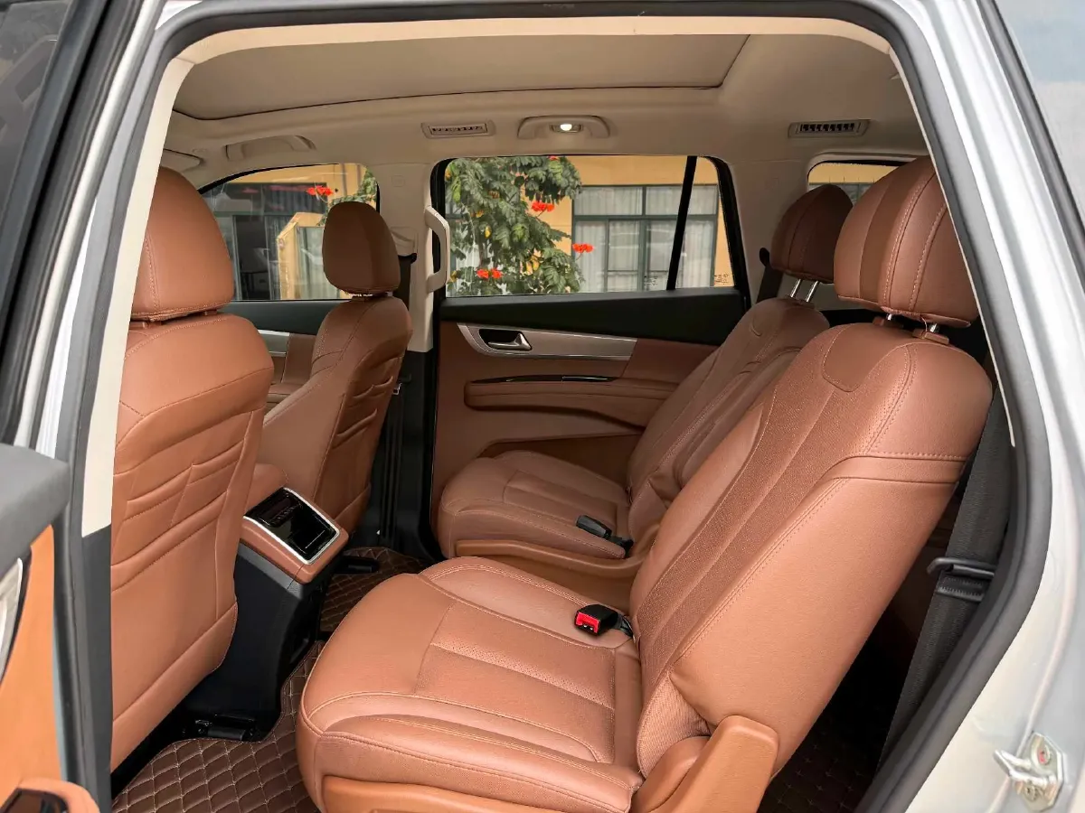 2020 HaiMa 7X 1.6T 195HP L4 6AT,autocango,china used car exporter,china ev exporter,chinese used car exporter,chinese used ev exporter