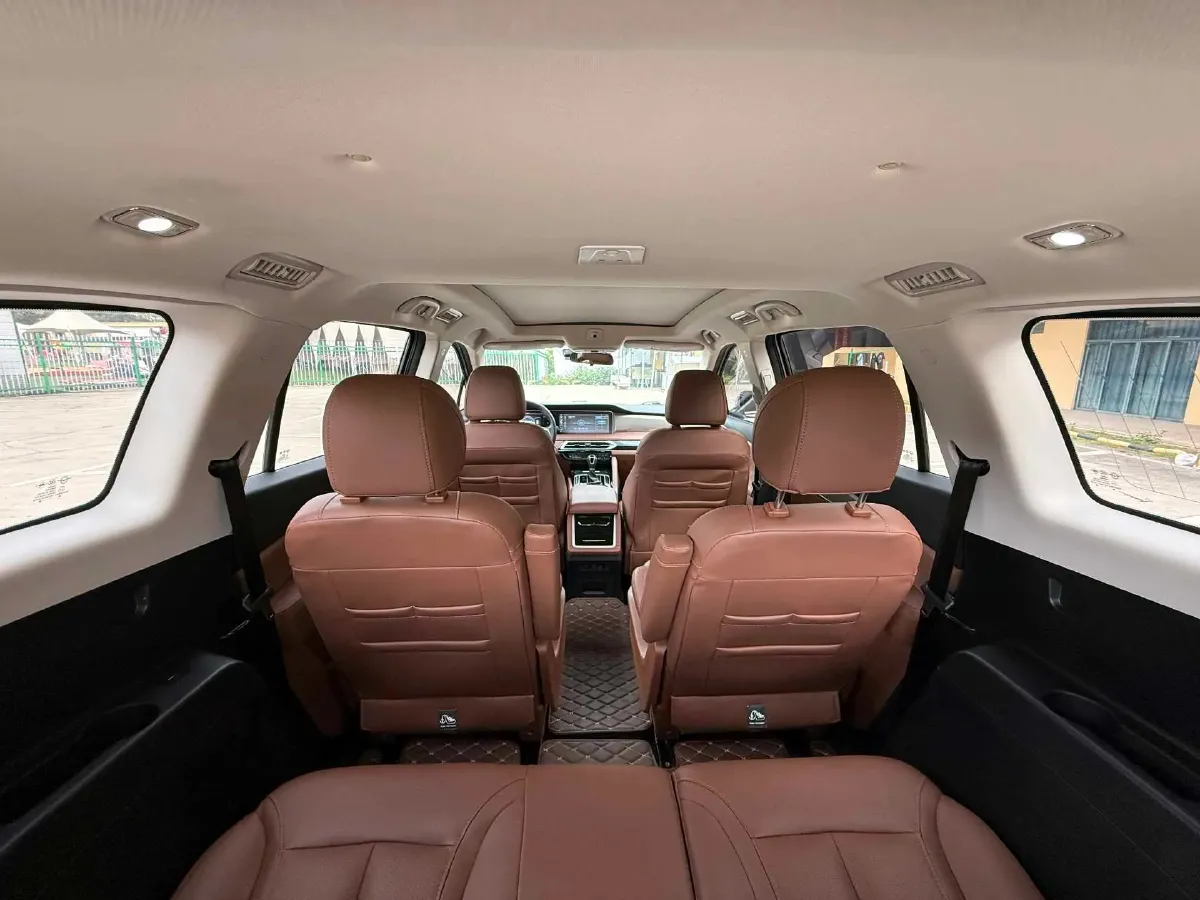 2020 HaiMa 7X 1.6T 195HP L4 6AT,autocango,china used car exporter,china ev exporter,chinese used car exporter,chinese used ev exporter