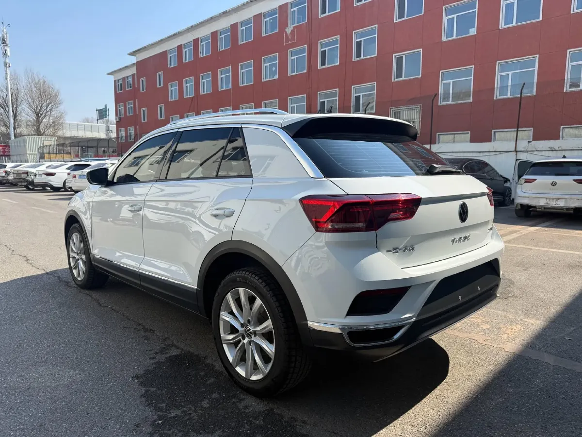 2021 Volkswagen T-Roc 1.4T 150HP L4 7DCT,autocango,china used car exporter,china ev exporter,chinese used car exporter,chinese used ev exporter