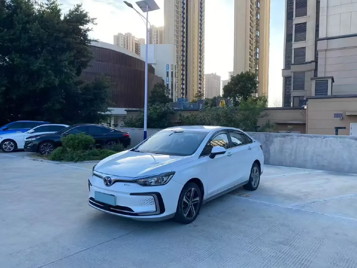 2018 BeiJing Auto EU5 BEV 53.66KWH,autocango,china used car exporter,china ev exporter,chinese used car exporter,chinese used ev exporter