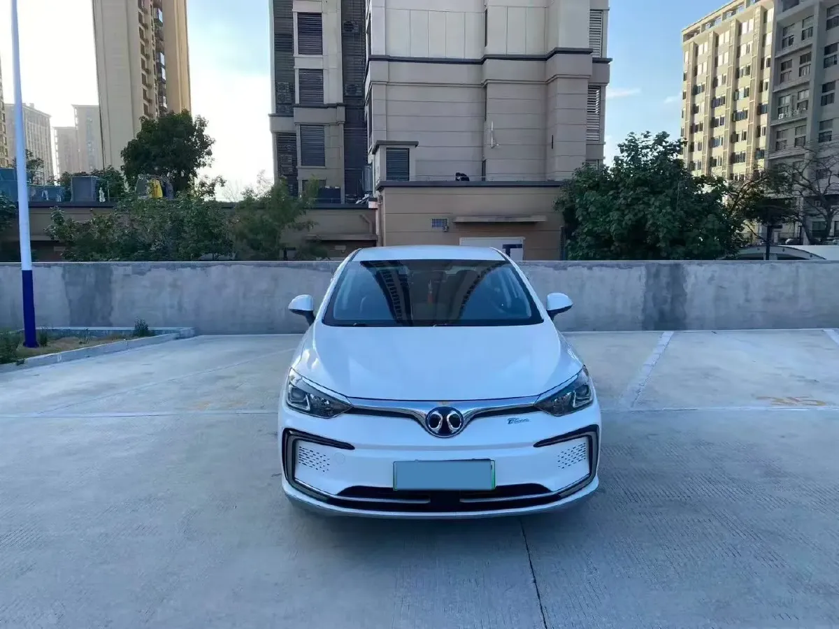 2018 BeiJing Auto EU5 BEV 53.66KWH,autocango,china used car exporter,china ev exporter,chinese used car exporter,chinese used ev exporter