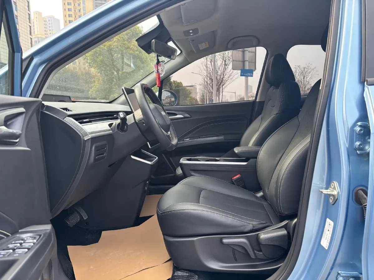 2022 Leapmotor T03 BEV 41KWH,autocango,china used car exporter,china ev exporter,chinese used car exporter,chinese used ev exporter