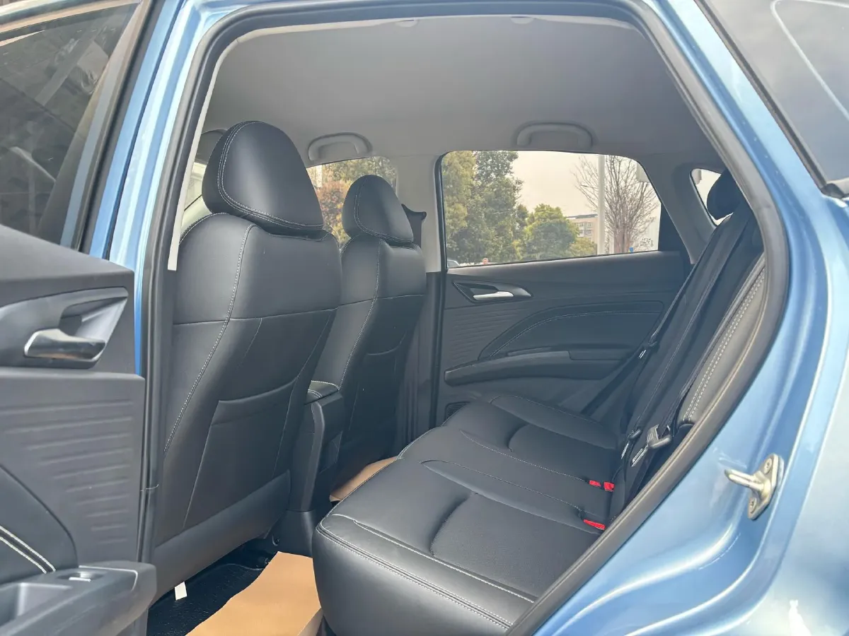 2022 Leapmotor T03 BEV 41KWH,autocango,china used car exporter,china ev exporter,chinese used car exporter,chinese used ev exporter