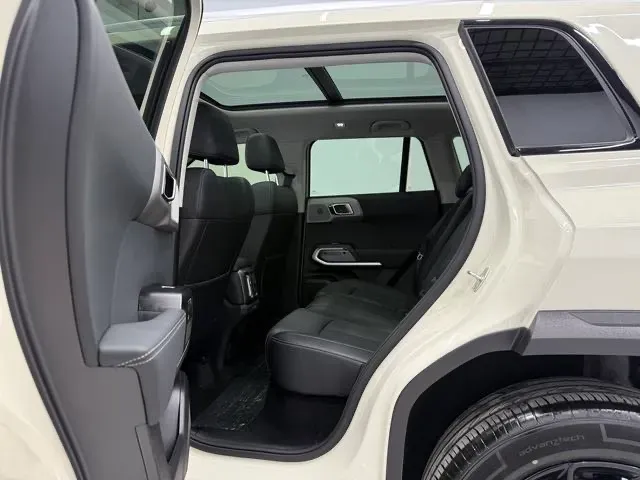 2025 FangChengBao Tai 3 BEV,autocango,china used car exporter,china ev exporter,chinese used car exporter,chinese used ev exporter