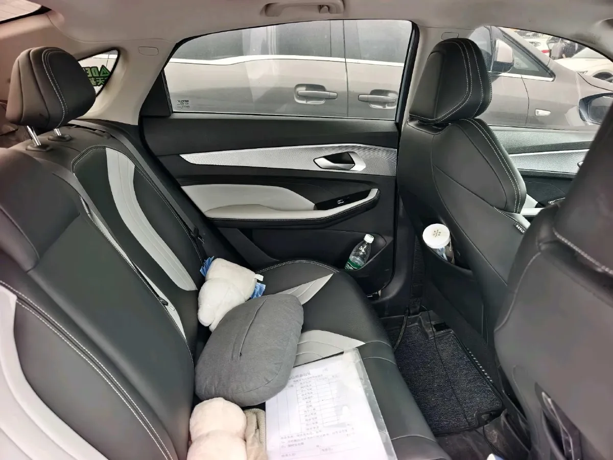 2022 Geely Binray 1.5T 181HP L4 7DCT,autocango,china used car exporter,china ev exporter,chinese used car exporter,chinese used ev exporter