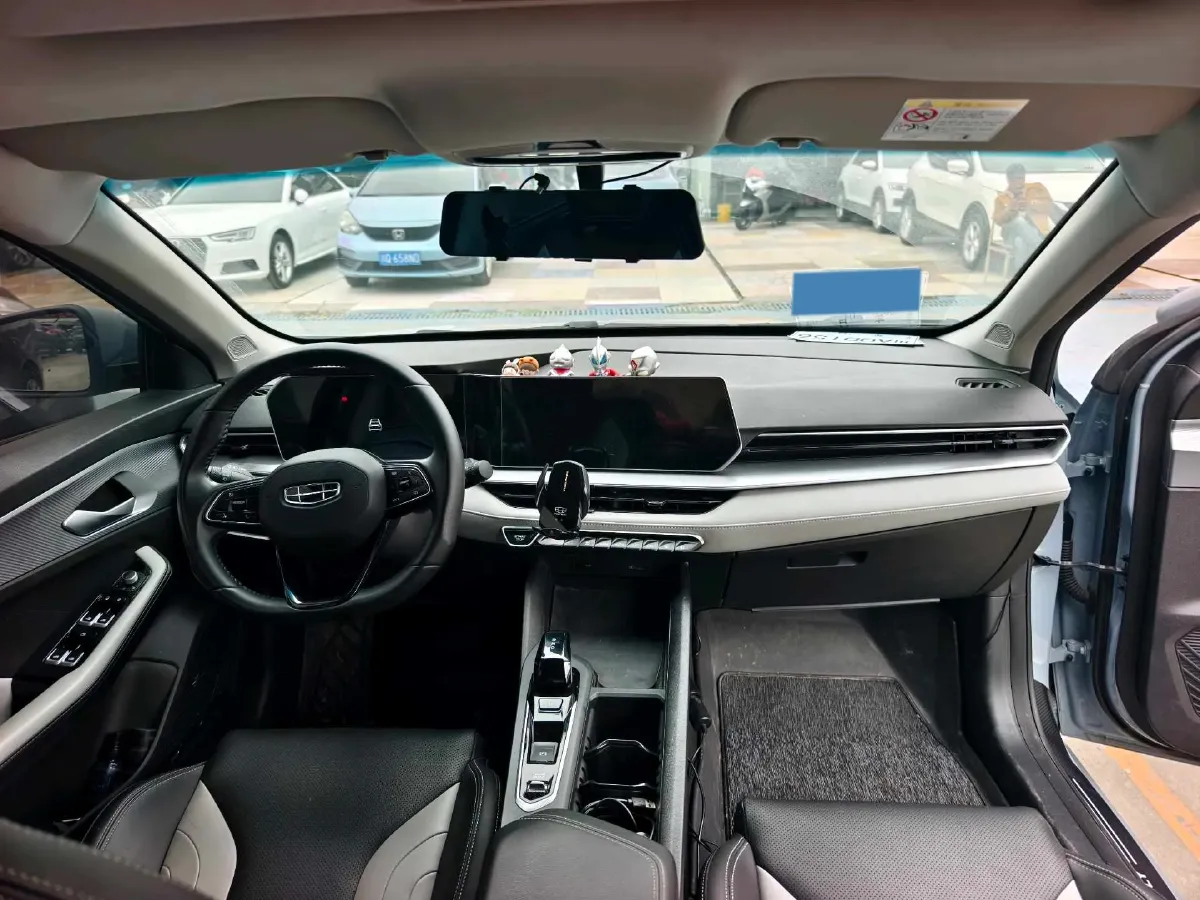 2022 Geely Binray 1.5T 181HP L4 7DCT,autocango,china used car exporter,china ev exporter,chinese used car exporter,chinese used ev exporter