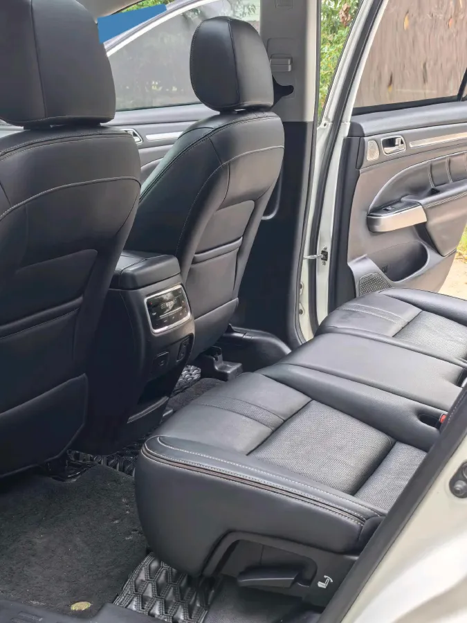 2021 GAC Trumpchi GS8 2.0T 252HP L4 6AT,autocango,china used car exporter,china ev exporter,chinese used car exporter,chinese used ev exporter