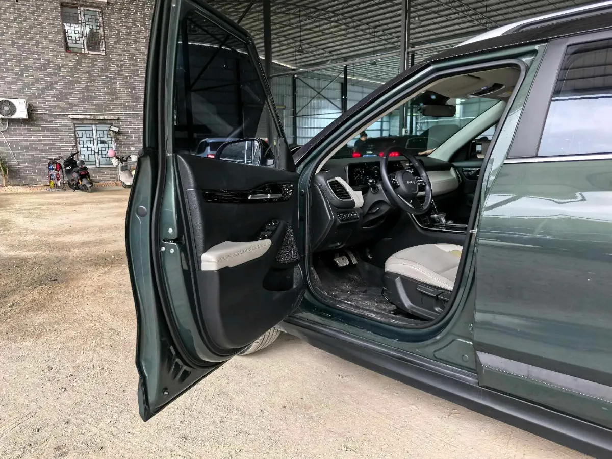 2023 Kia Seltos 1.5L 115HP L4 CVT,autocango,china used car exporter,china ev exporter,chinese used car exporter,chinese used ev exporter