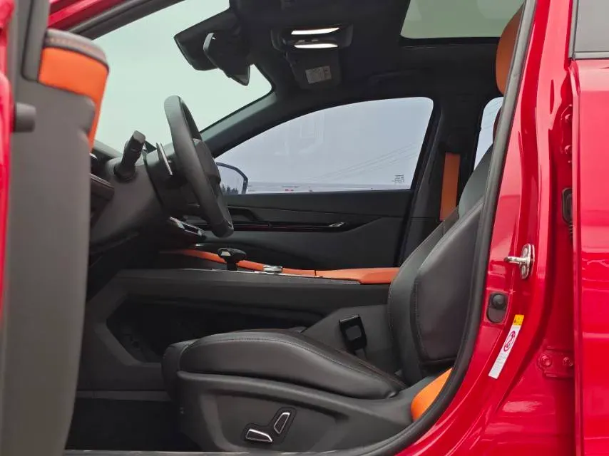 2022 ChangAn UNI-V 1.5T 188HP L4 7DCT,autocango,china used car exporter,china ev exporter,chinese used car exporter,chinese used ev exporter