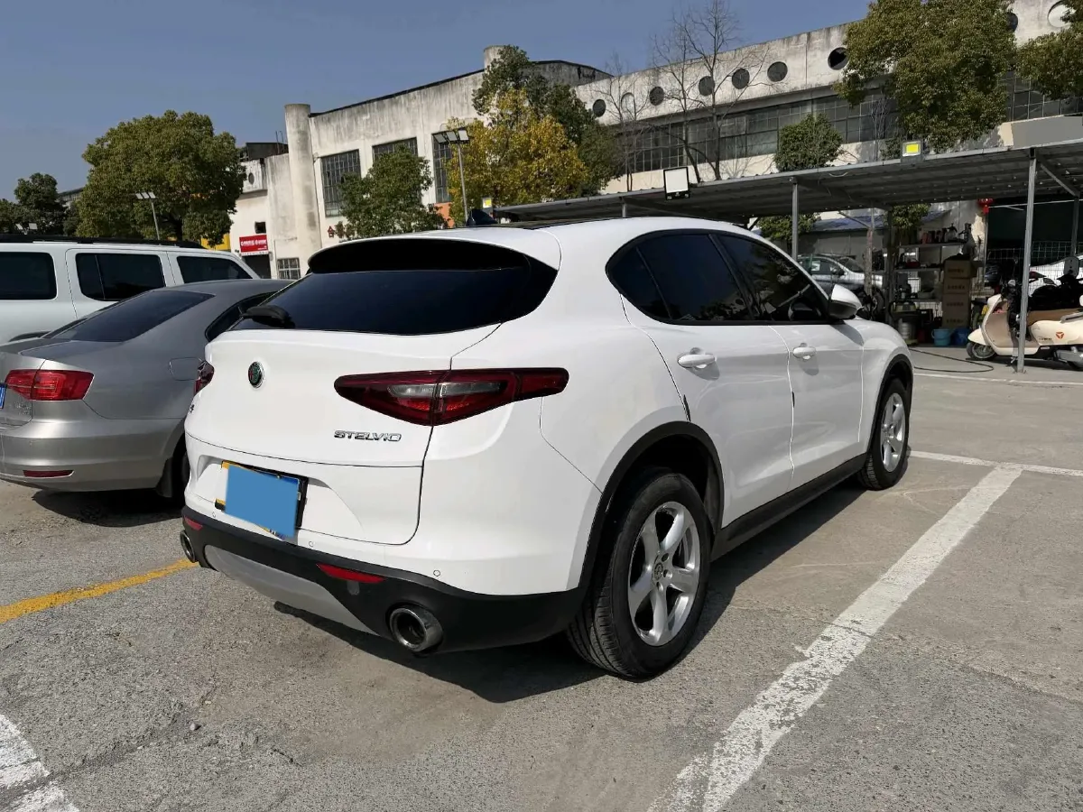 2017 Lexus NX 2.0T 238HP L4 6AT,autocango,china used car exporter,china ev exporter,chinese used car exporter,chinese used ev exporter