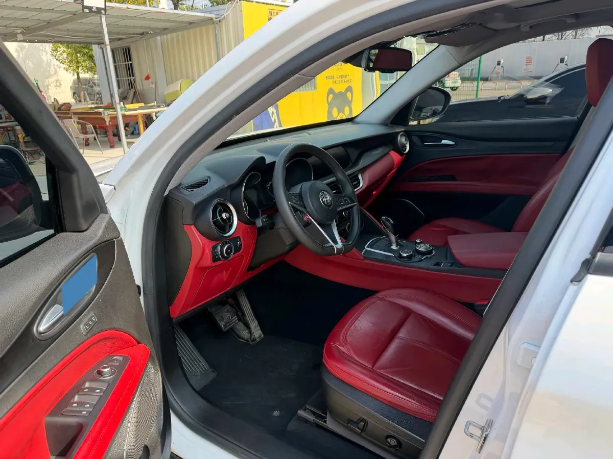 2017 Lexus NX 2.0T 238HP L4 6AT,autocango,china used car exporter,china ev exporter,chinese used car exporter,chinese used ev exporter