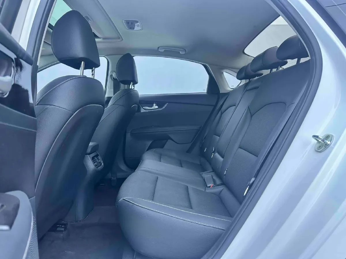 2021 Kia K3 1.5L 115HP L4 CVT,autocango,china used car exporter,china ev exporter,chinese used car exporter,chinese used ev exporter