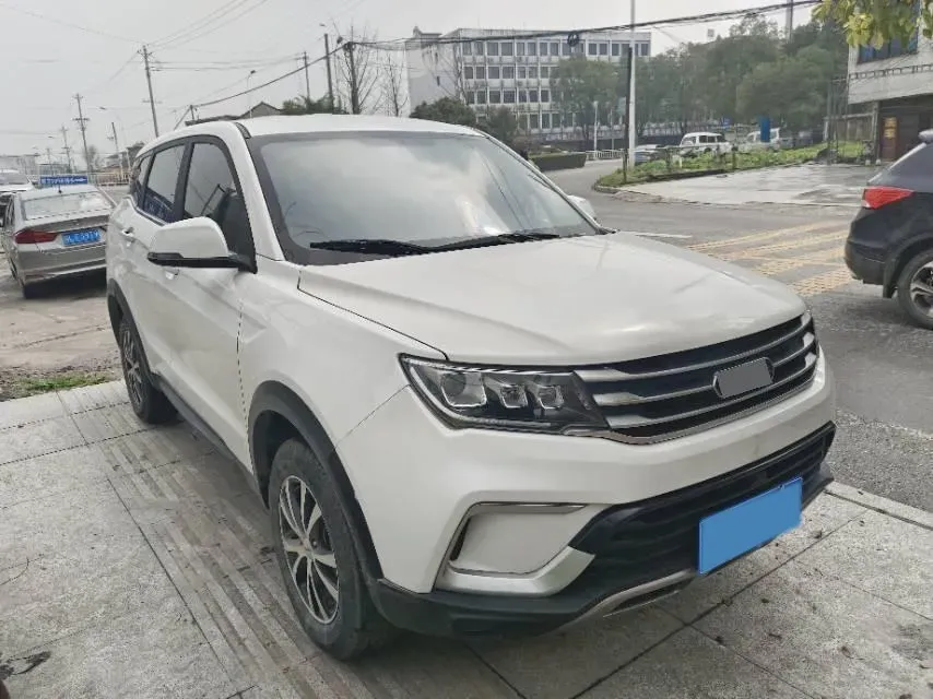2021 Yema BoJun 1.5L 109HP L4 5MT,autocango,china used car exporter,china ev exporter,chinese used car exporter,chinese used ev exporter