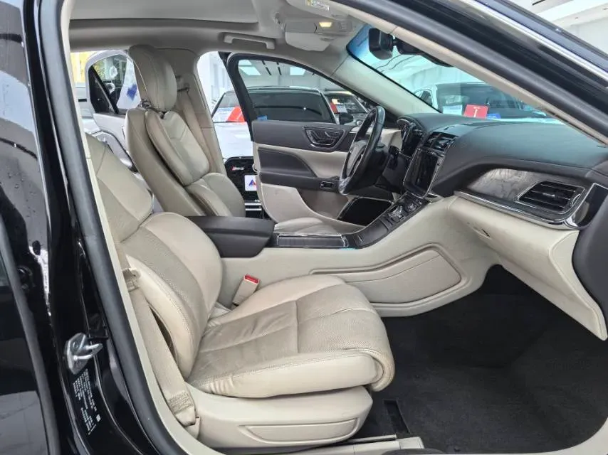 2018 Lincoln Continental 2.0T 261HP L4 6AT,autocango,china used car exporter,china ev exporter,chinese used car exporter,chinese used ev exporter