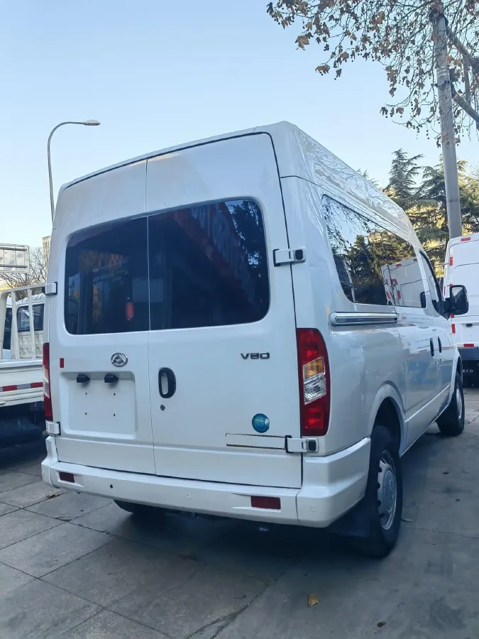 2021 MAXUS XinTu V80 2.0T 127HP L4 6MT,autocango,china used car exporter,china ev exporter,chinese used car exporter,chinese used ev exporter