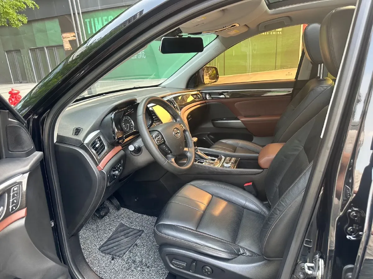 2017 GAC Trumpchi GS8 2.0T 201HP L4 6AT,autocango,china used car exporter,china ev exporter,chinese used car exporter,chinese used ev exporter