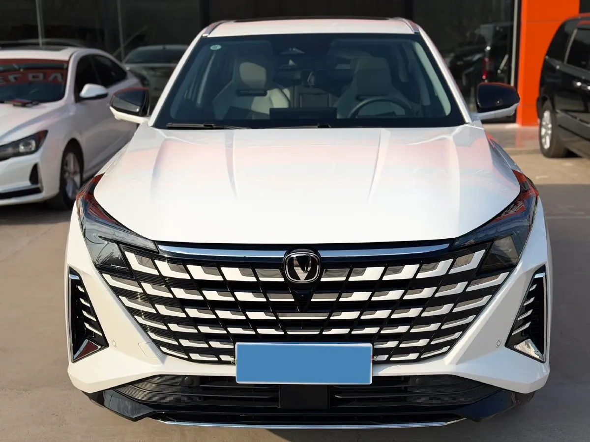 2025 ChangAn UNI-Z 1.5T 188HP L4 7DCT,autocango,china used car exporter,china ev exporter,chinese used car exporter,chinese used ev exporter