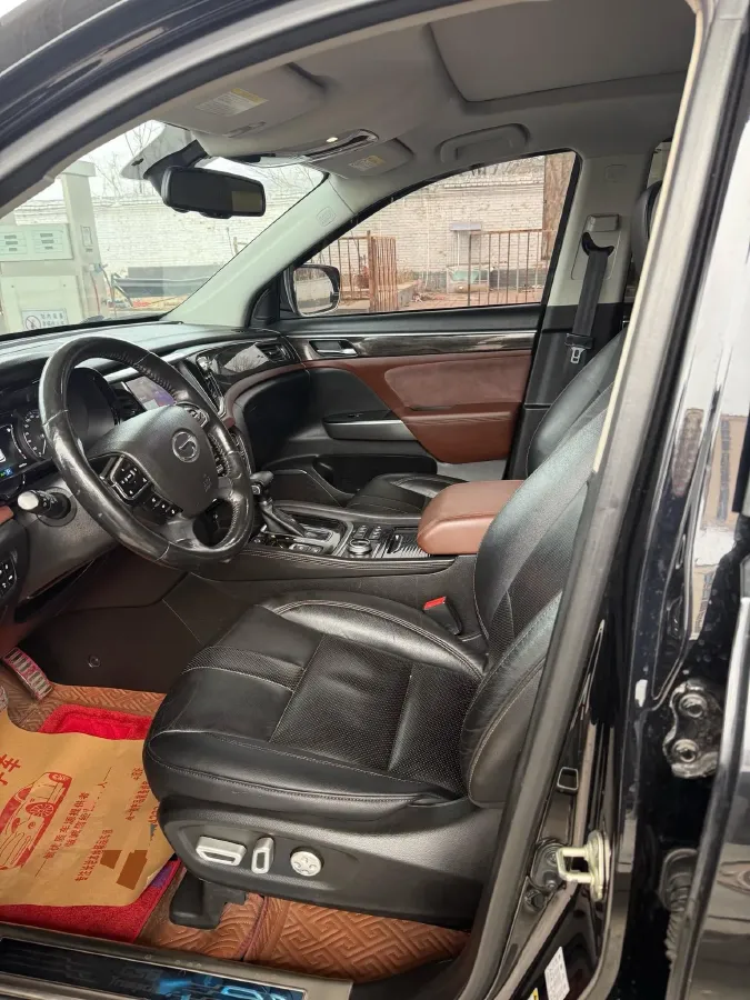 2017 GAC Trumpchi GS8 2.0T 201HP L4 6AT,autocango,china used car exporter,china ev exporter,chinese used car exporter,chinese used ev exporter