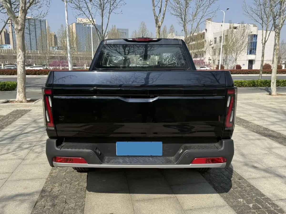 2025 Dongfeng Z9 2.0T 258HP L4 8AT,autocango,china used car exporter,china ev exporter,chinese used car exporter,chinese used ev exporter