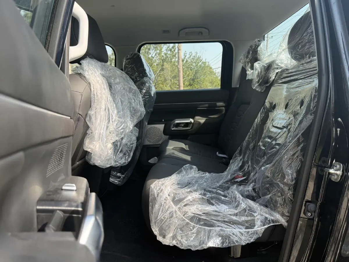 2025 Dongfeng Z9 2.0T 258HP L4 8AT,autocango,china used car exporter,china ev exporter,chinese used car exporter,chinese used ev exporter