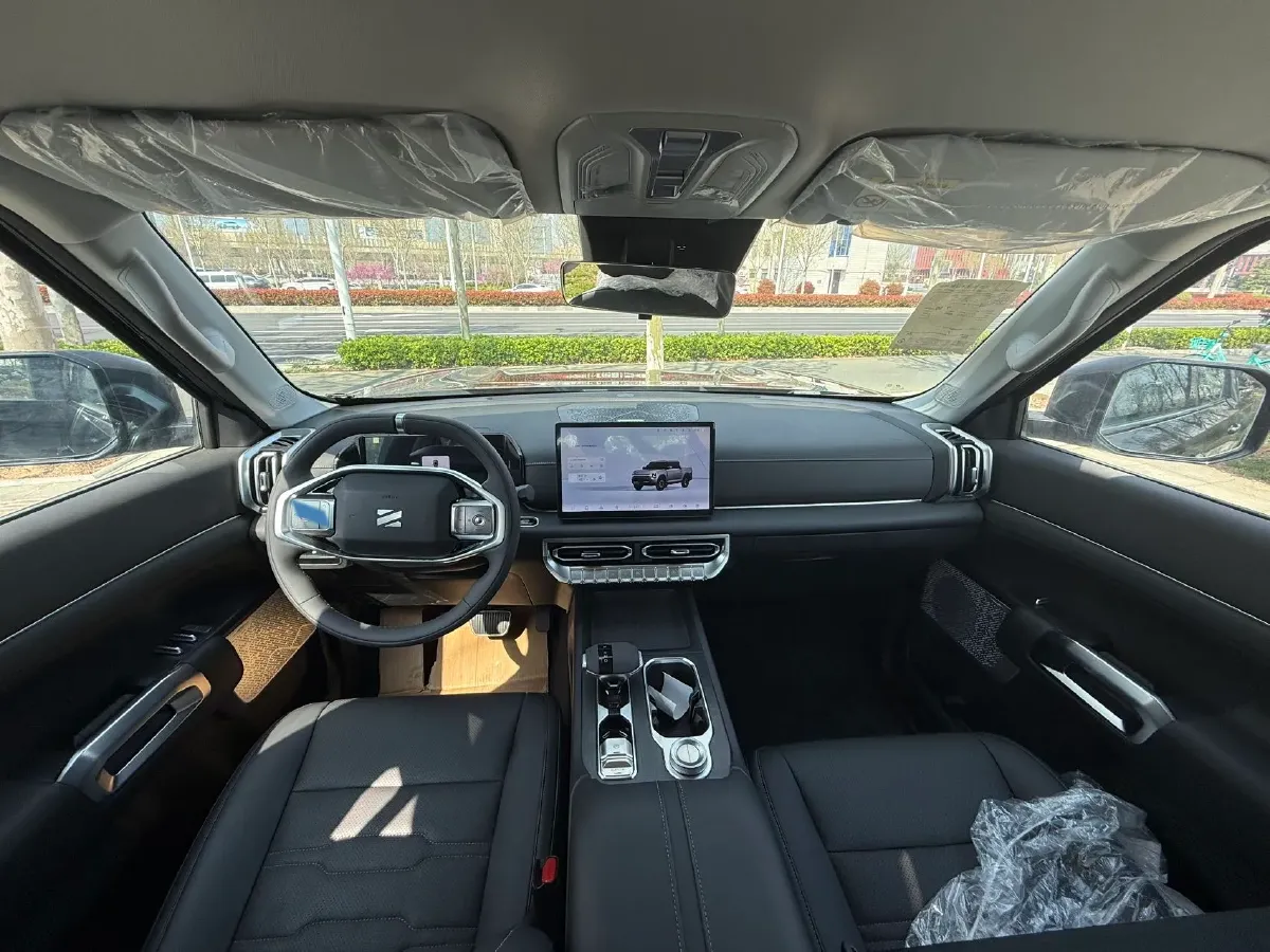 2025 Dongfeng Z9 2.0T 258HP L4 8AT,autocango,china used car exporter,china ev exporter,chinese used car exporter,chinese used ev exporter