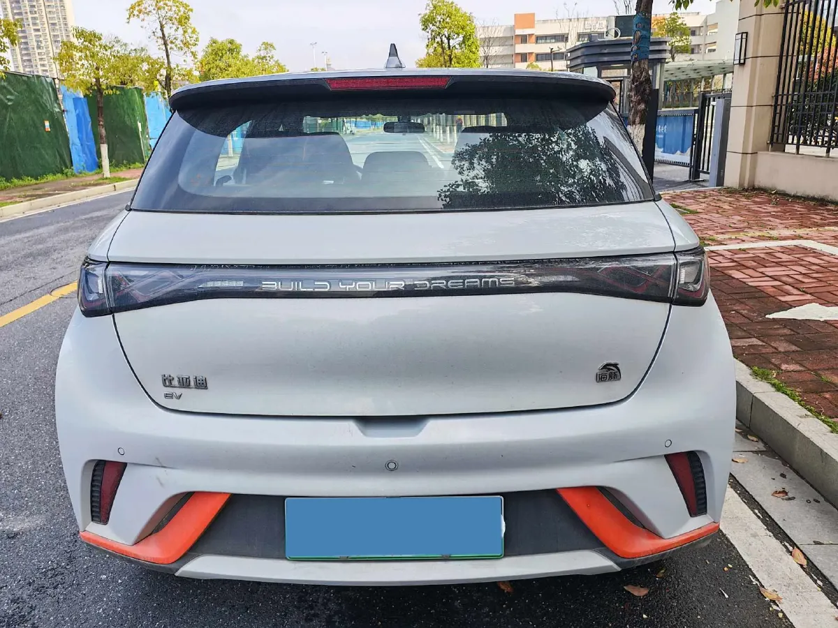 2021 Ford Escort 1.5L 122HP L3 6AT,autocango,china used car exporter,china ev exporter,chinese used car exporter,chinese used ev exporter