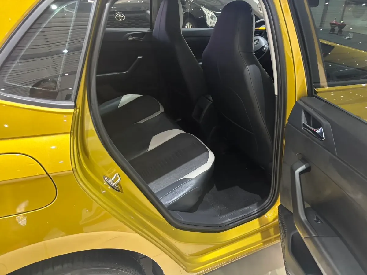 2019 Volkswagen Polo 1.5L 113HP L4 6AT,autocango,china used car exporter,china ev exporter,chinese used car exporter,chinese used ev exporter