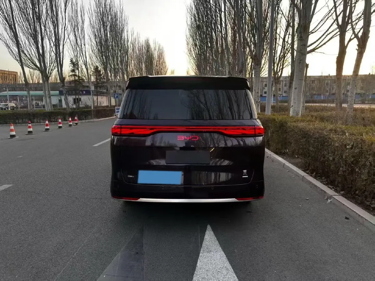 2025 BYD Xia 1.5T 156HP L4 E-CVT PHEV 36.6KWH,autocango,china used car exporter,china ev exporter,chinese used car exporter,chinese used ev exporter