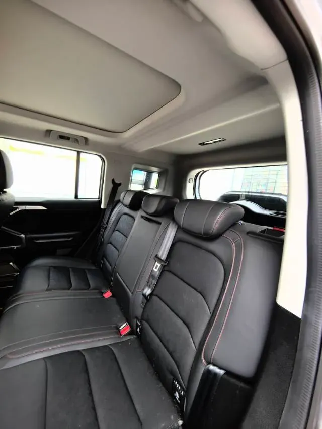 2023 Jetour Traveller 2.0T 254HP L4 7DCT,autocango,china used car exporter,china ev exporter,chinese used car exporter,chinese used ev exporter