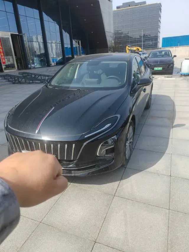 2024 HongQi E-QM5 BEV 60KWH,autocango,china used car exporter,china ev exporter,chinese used car exporter,chinese used ev exporter
