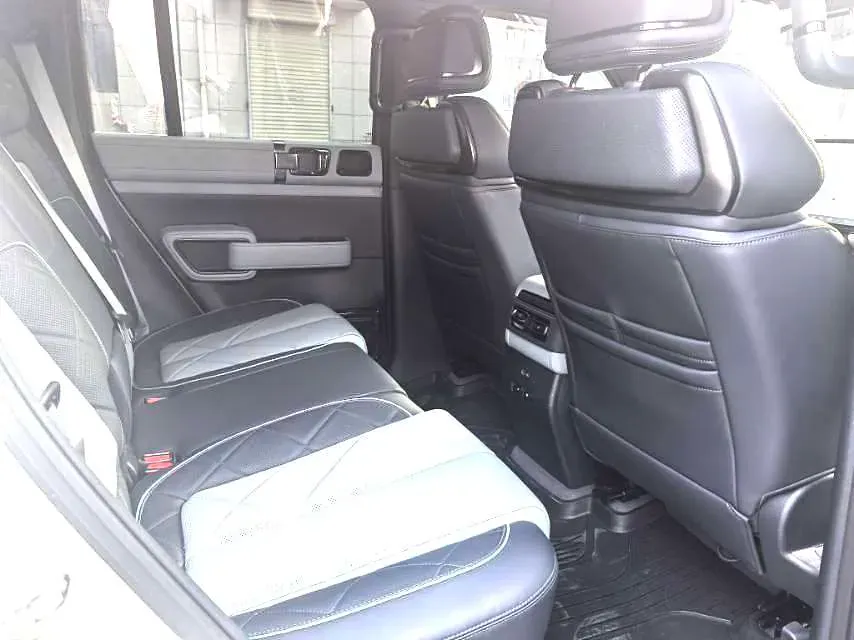 2023 FangChengBao Bao 5 1.5T 194HP L4 E-CVT PHEV 31.8KWH,autocango,china used car exporter,china ev exporter,chinese used car exporter,chinese used ev exporter