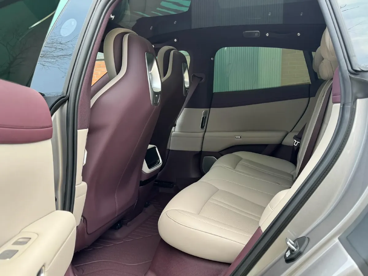 2025 Volkswagen Talagon 2.0T 186HP L4 7DCT,autocango,china used car exporter,china ev exporter,chinese used car exporter,chinese used ev exporter