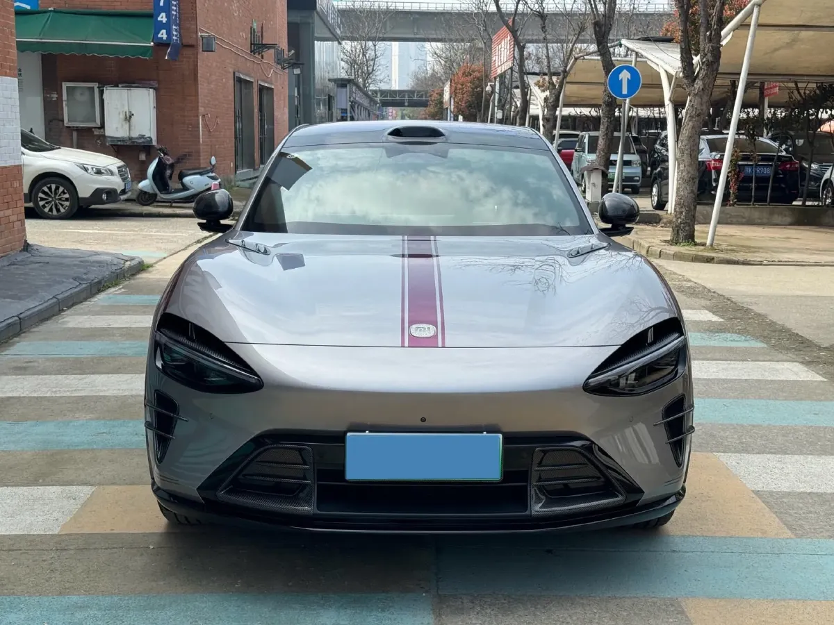 2025 Volkswagen Talagon 2.0T 186HP L4 7DCT,autocango,china used car exporter,china ev exporter,chinese used car exporter,chinese used ev exporter