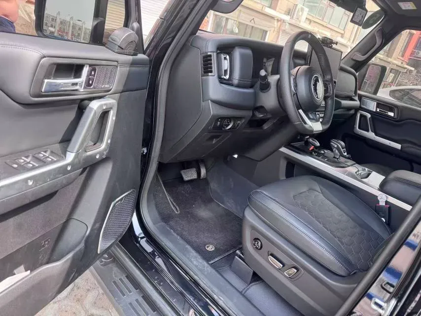 2024 212 212 T01 2.0T 252HP L4 8AT,autocango,china used car exporter,china ev exporter,chinese used car exporter,chinese used ev exporter