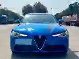 2017 Alfa Romeo Giulia 2.0T 200HP L4 8AT