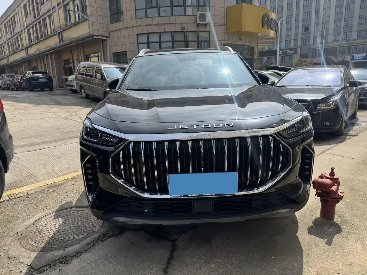 2023 ChangAn Oshan X7 Plus 1.5T 188HP L4 7DCT,autocango,china used car exporter,china ev exporter,chinese used car exporter,chinese used ev exporter