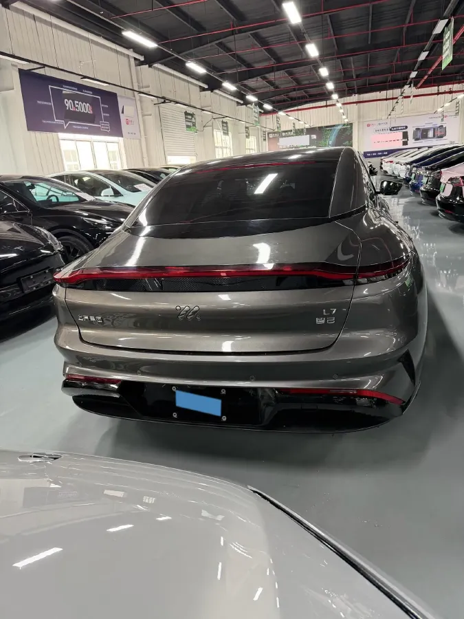 2022 IM L7 BEV 90KWH,autocango,china used car exporter,china ev exporter,chinese used car exporter,chinese used ev exporter