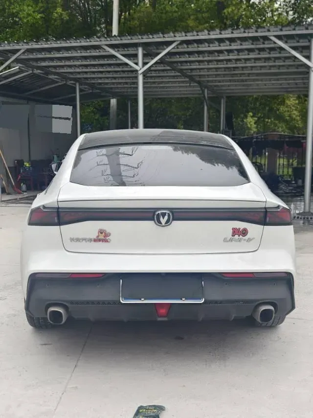 2022 ChangAn UNI-V 1.5T 188HP L4 7DCT,autocango,china used car exporter,china ev exporter,chinese used car exporter,chinese used ev exporter