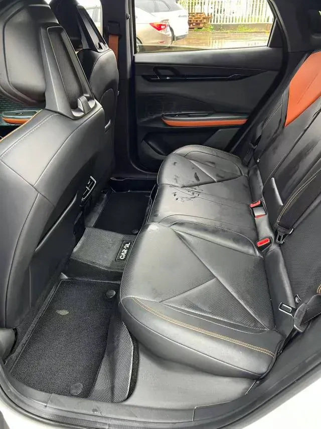 2022 ChangAn UNI-V 1.5T 188HP L4 7DCT,autocango,china used car exporter,china ev exporter,chinese used car exporter,chinese used ev exporter